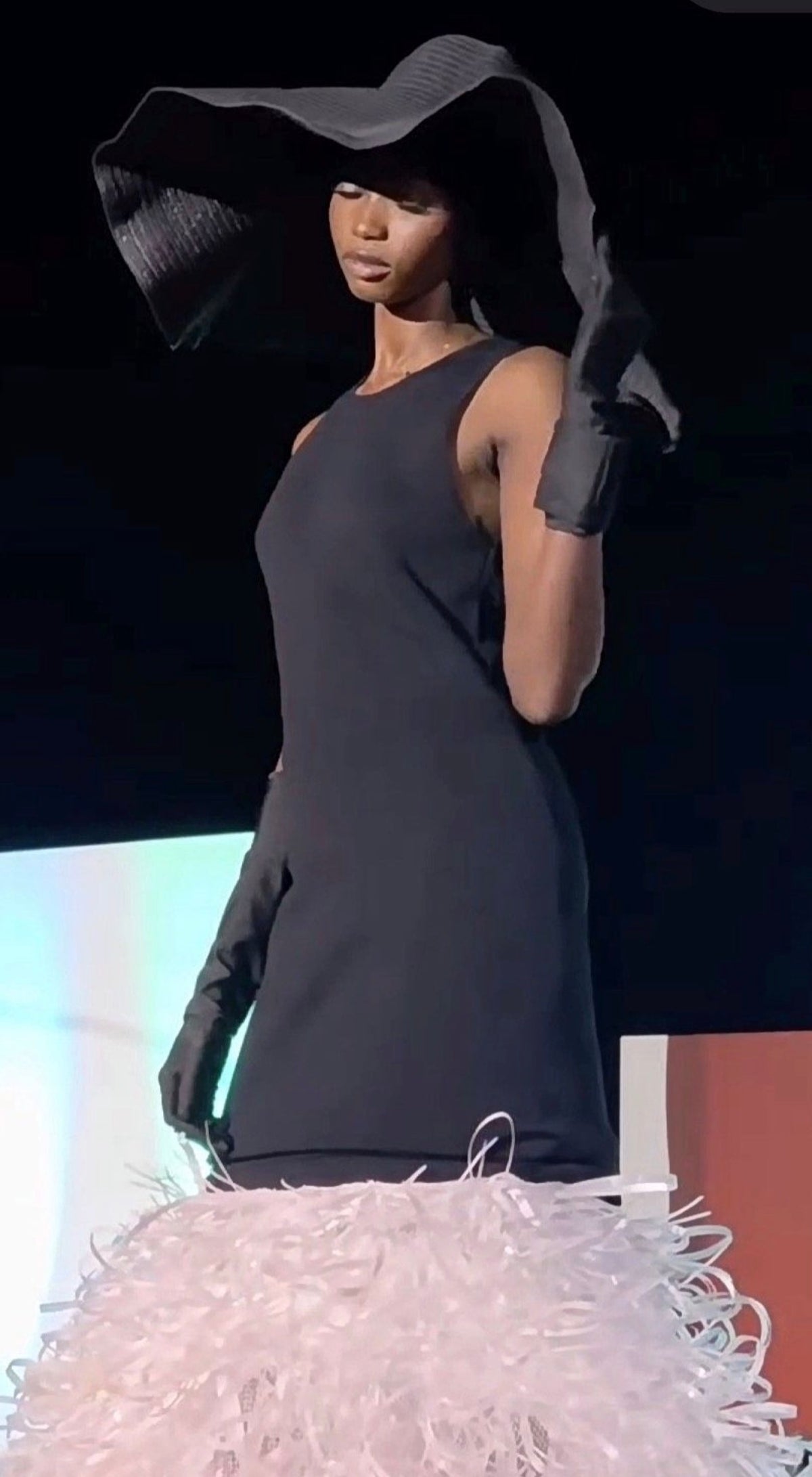 Loops Dress with Hat