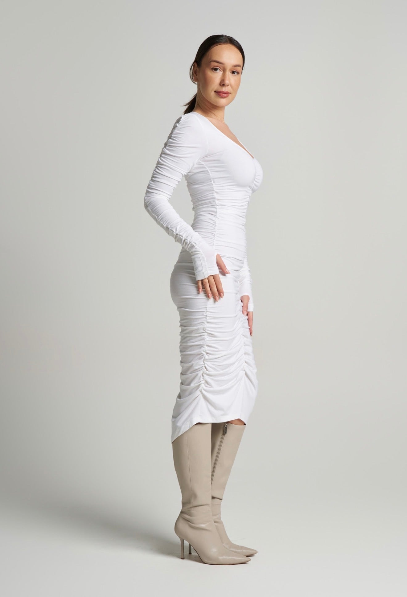 Viva Scoop Ruched Dress